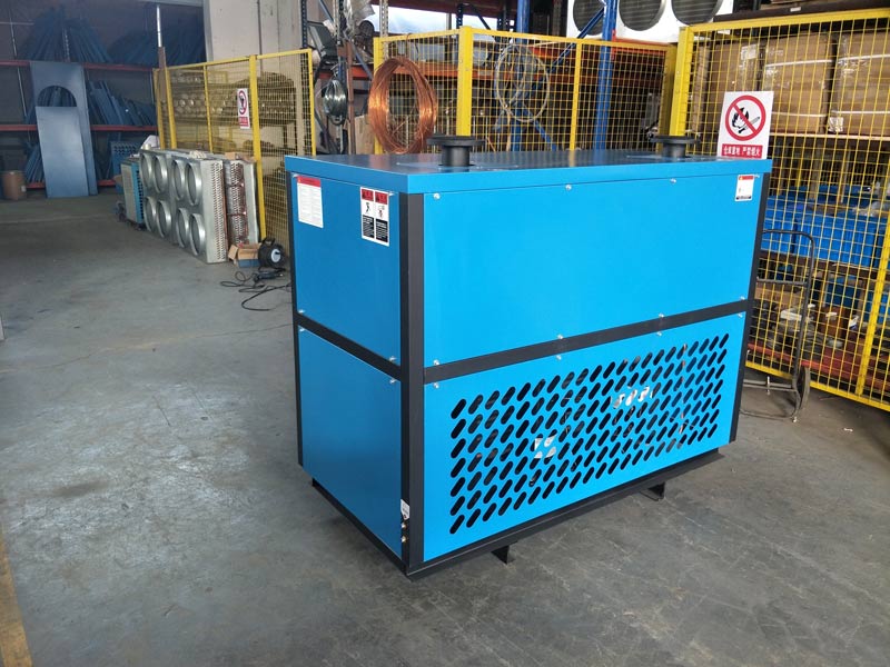 永磁變頻螺桿空壓機該怎么選擇冷干機？